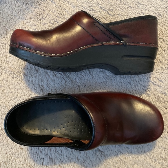 Dansko Clogs for sale - Picture 3 of 3